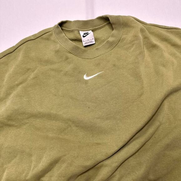 Nike Vintage Natural Green Women’s Size Medoum Oversided Sweatshirt - Picture 5 of 5